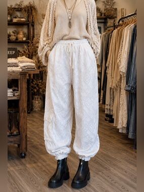 100🌟 Jaded Gypsy White Textured Balloon Pants | Boho Drawstring NWOT